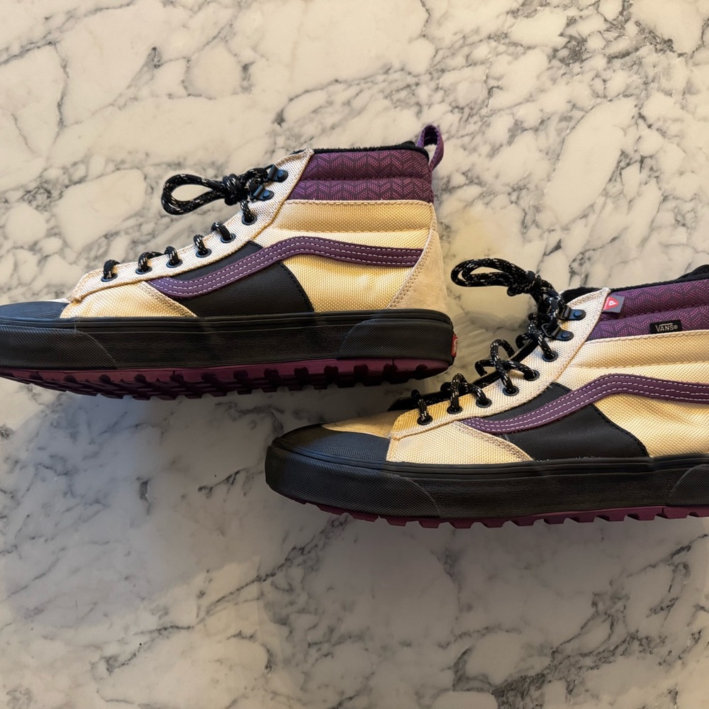 Vans Men's High-Top Sneakers - Purple and Black